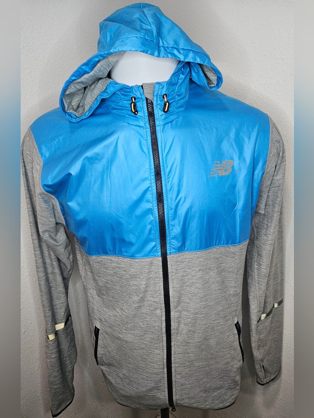 New Balance NB DRY Windbreaker Jacket Hooded Full-Zip Mens Medium